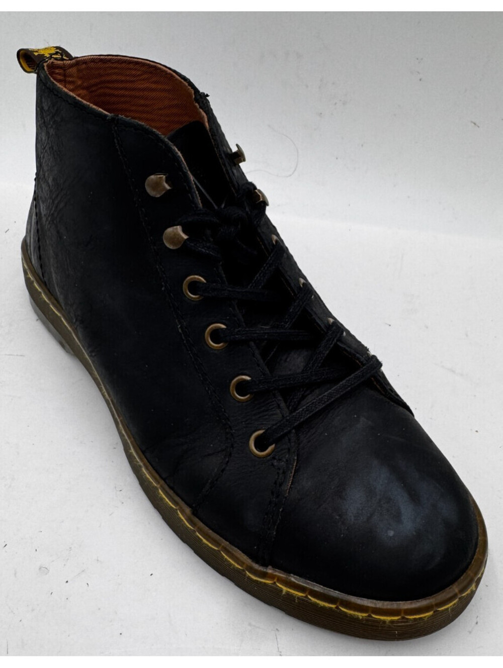 Dr. Martens Coburg Wyoming Unisex M7/L8 Boots Black Leather Lace Up Ankle Boots